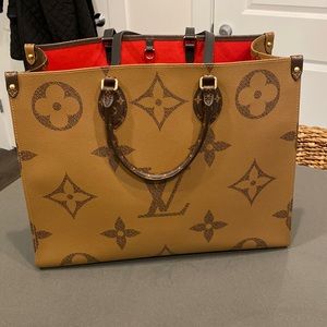 (SOLD) Authentic Louis Vuitton On The Go Shopper GM (Large)